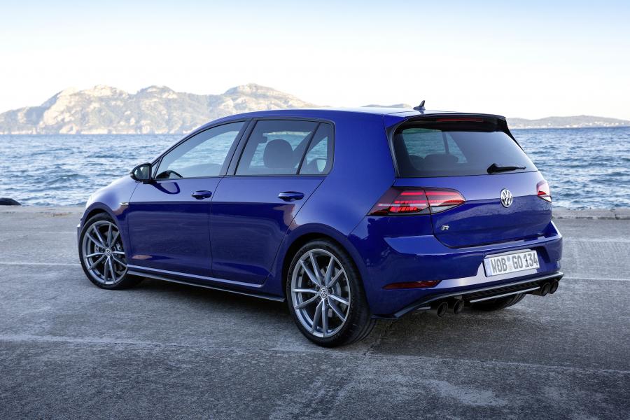  Volkswagen Golf R 5-Door 2017 года  (WW) (фото 23 из 27)